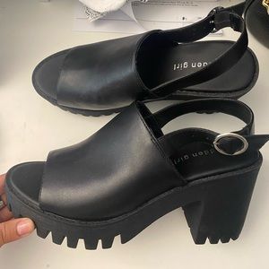 Madden Girl Sonny Platform Sandals